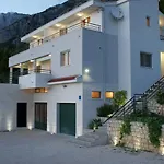 Tonka Makarska