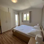 Apartment Tonka *