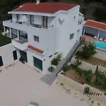 Tonka * Makarska