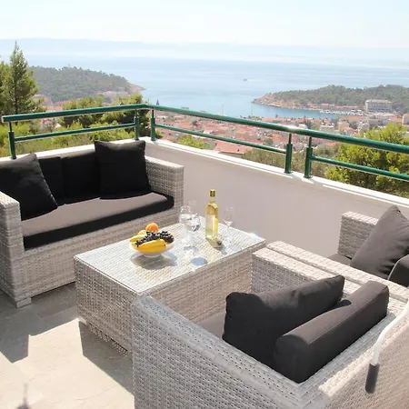 Tonka Apartment Makarska