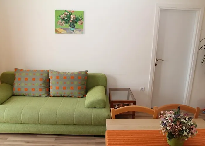 Tonka * מאקרסקה